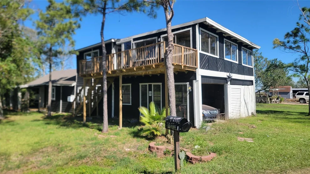 Unit for sale at 12018 Sandpiper Road, Angleton, TX 77515