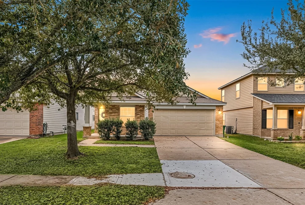Unit for sale at 9230 Wolcott Park Lane, Houston, TX 77075