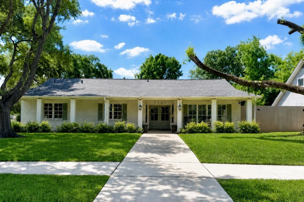 Unit for sale at 7803 Meadowglen Lane, Houston, TX 77063