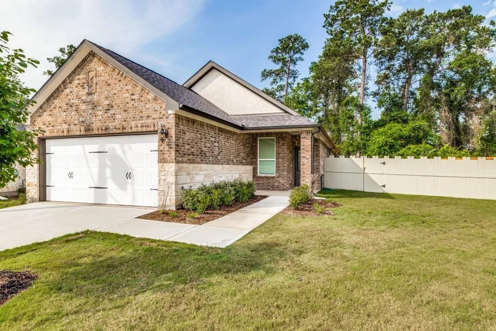 Unit for sale at 17514 Rosette Grass Drive, Conroe, TX 77385