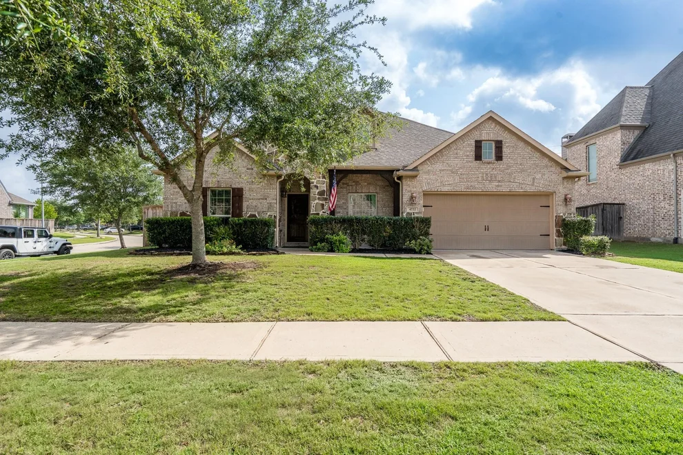 Unit for sale at 4722 Trickle Creek Court, Fulshear, TX 77441