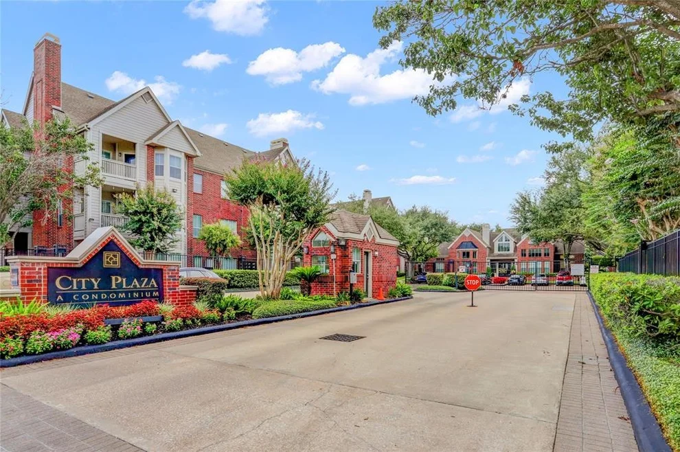 Unit for sale at 1330 Old Spanish Trail, Houston, TX 77054