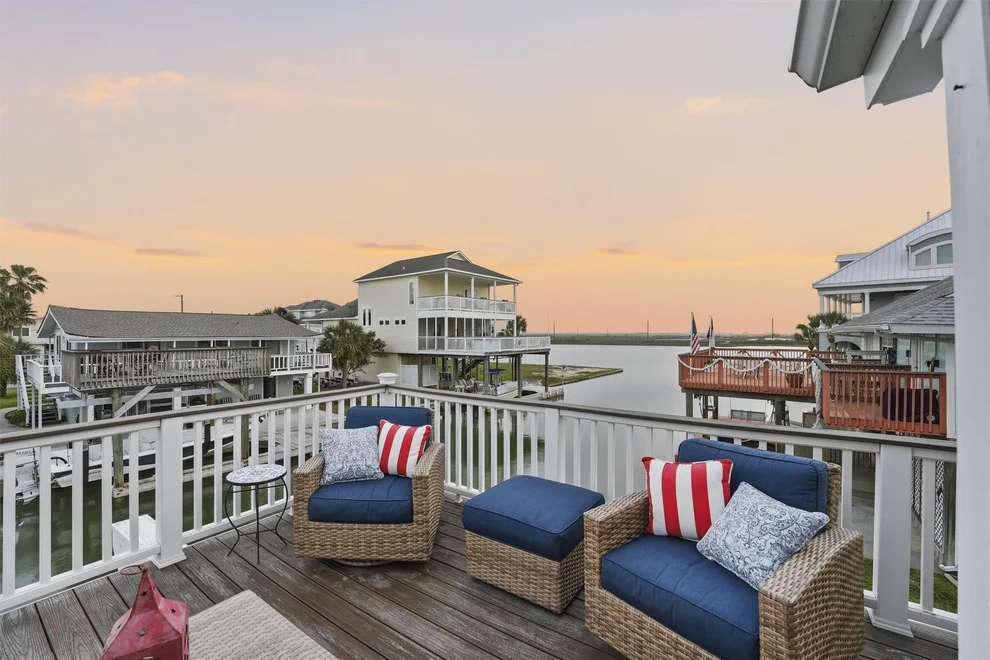 Unit for sale at 16635 Jamaica Cove Road, Jamaica Beach, TX 77554