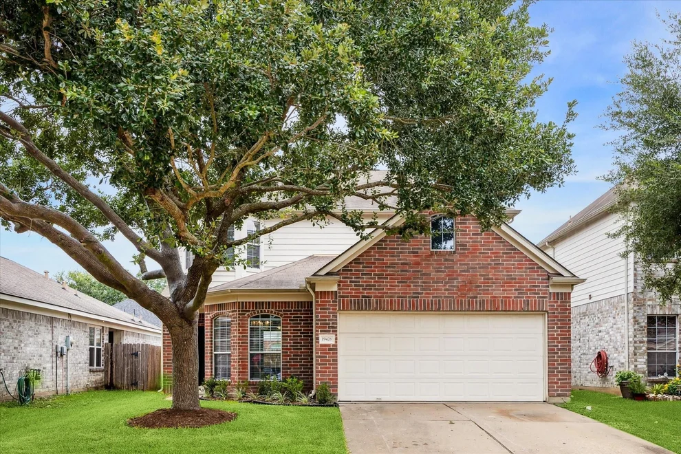 Unit for sale at 19426 Hickory Meadow Lane, Houston, TX 77084