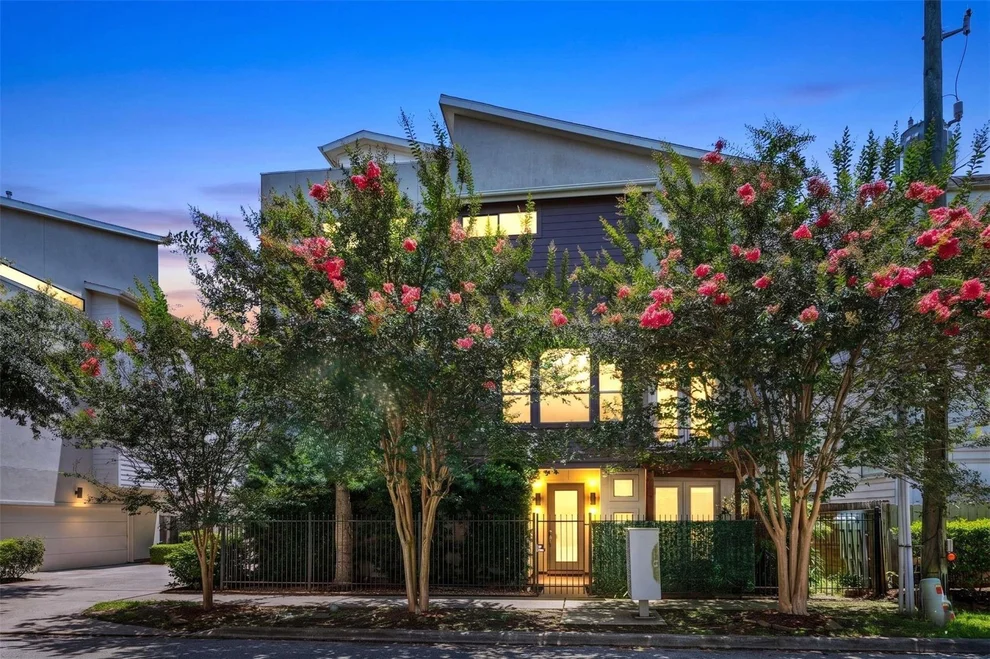 Unit for sale at 4129 Dickson Street, Houston, TX 77007