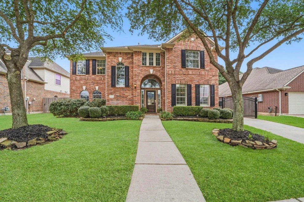 Unit for sale at 11423 Kingsbarn Court, Tomball, TX 77377