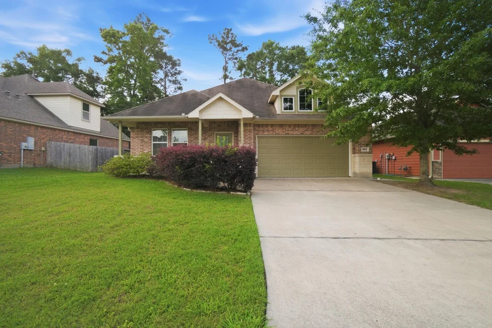 Unit for sale at 984 Arbor Glen, Conroe, TX 77303