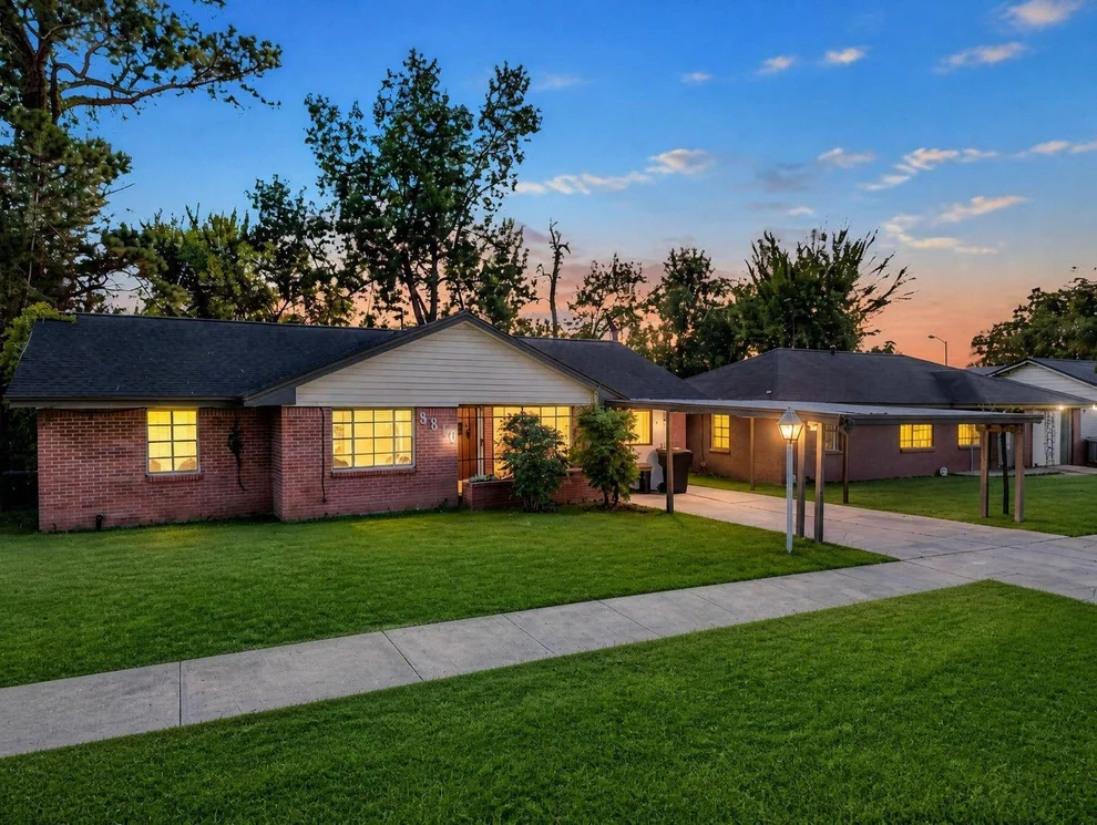Unit for sale at 5810 Langley Road, Houston, TX 77016