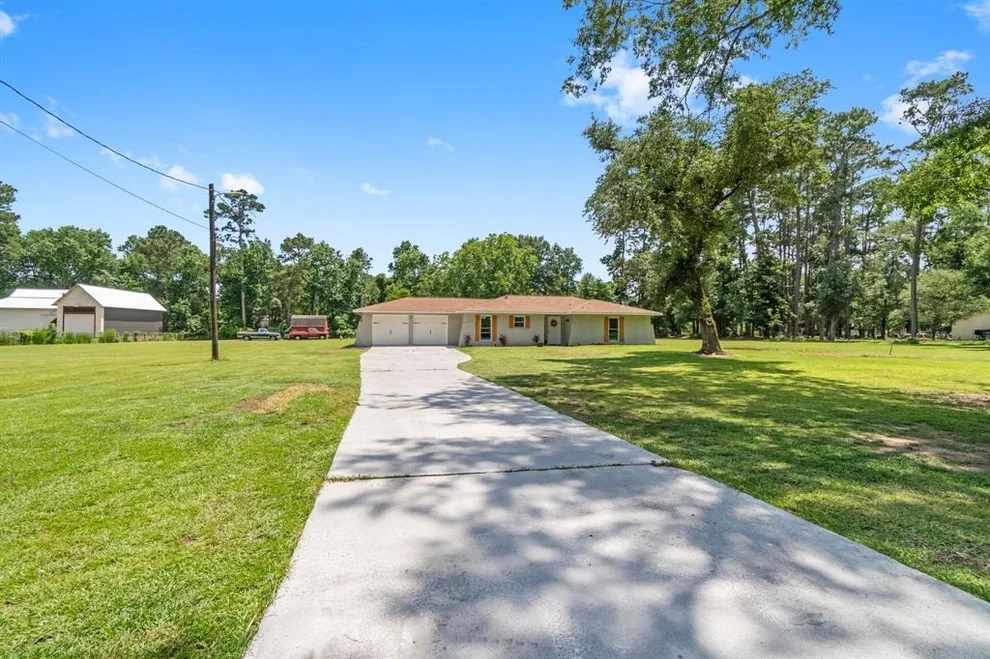 Unit for sale at 2499 Centerline Road, Conroe, TX 77384