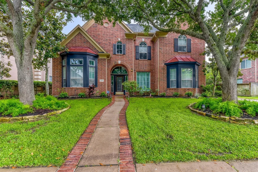 Unit for sale at 2610 W Bainbridge Circle, Pearland, TX 77584