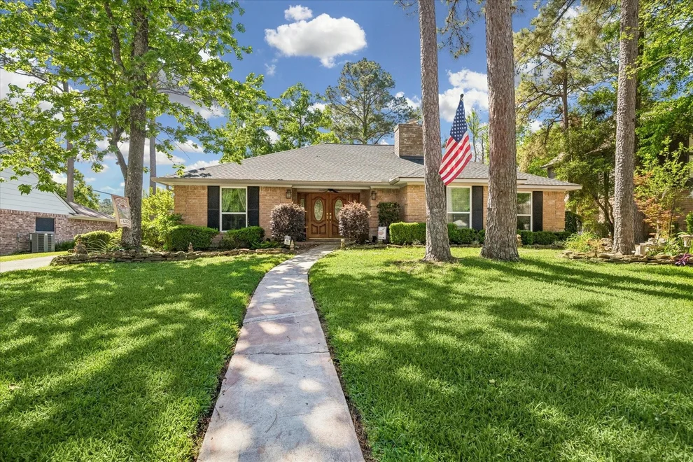 Unit for sale at 3614 Garden Lake Drive, Kingwood, TX 77339