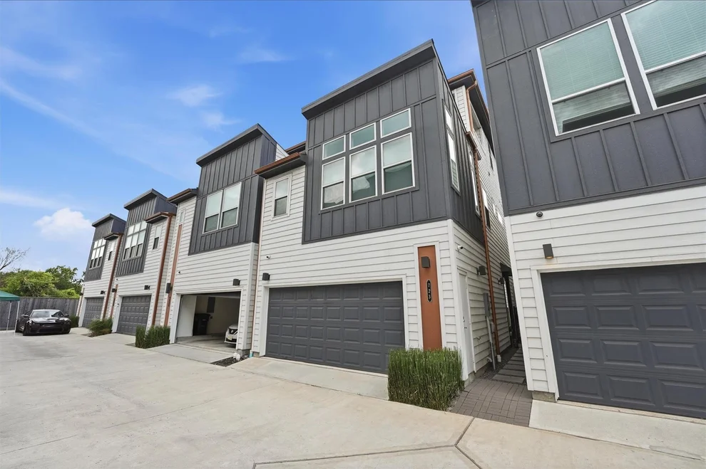 Unit for sale at 723 N Emile Street, Houston, TX 77020
