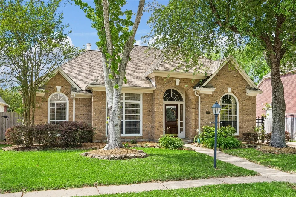 Unit for sale at 13818 Mill Garden Court, Houston, TX 77059
