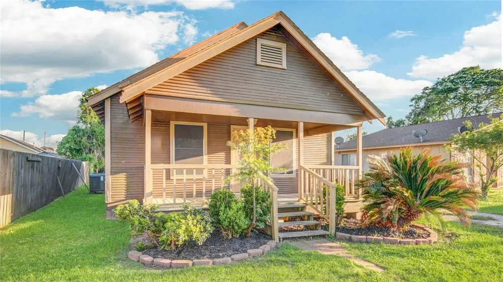 Unit for sale at 226 E Alabama Street, Brazoria, TX 77422