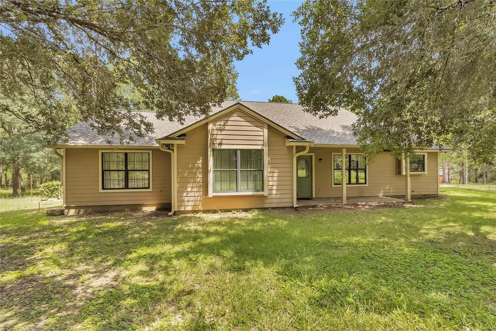 Unit for sale at 10314 County Road 417a, Navasota, TX 77868