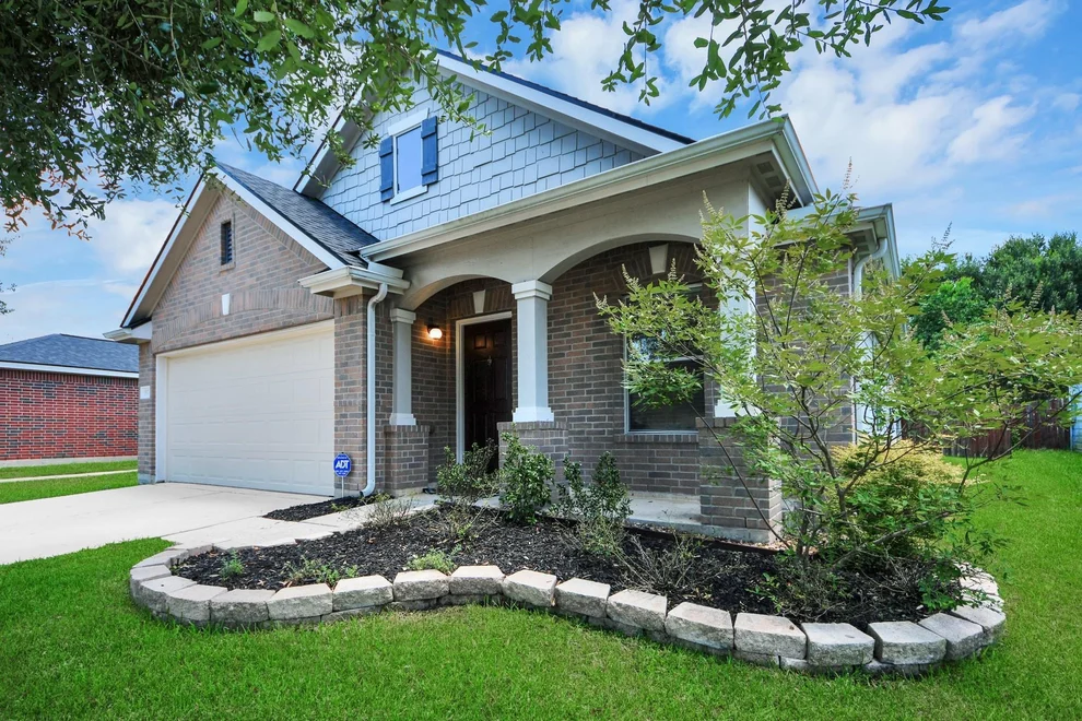 Unit for sale at 15922 Arapaho Bend Lane, Cypress, TX 77429