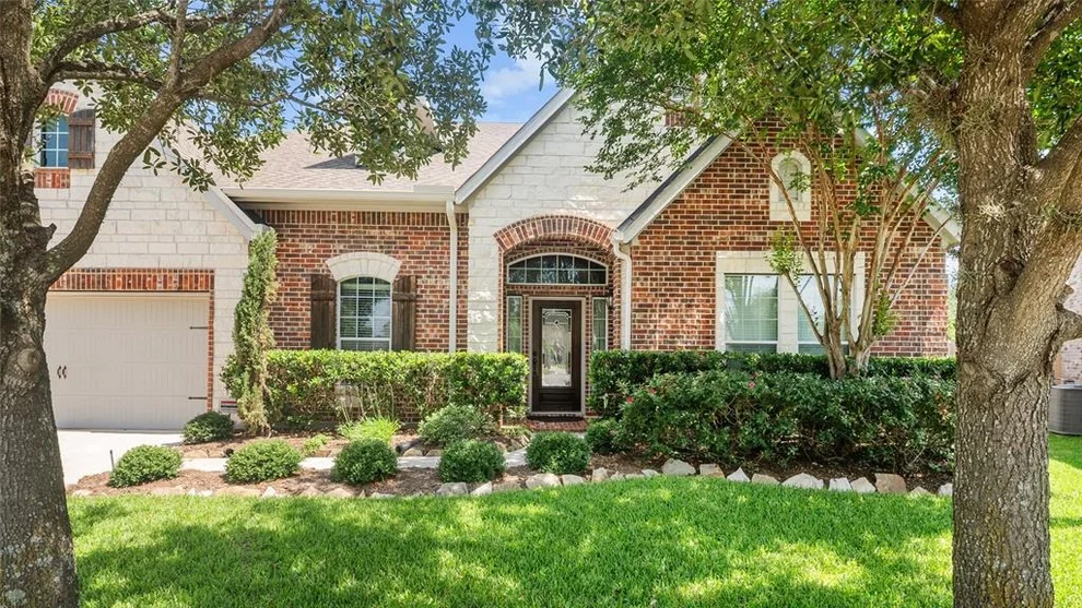 Unit for sale at 14502 Lakepointe Bend Lane, Cypress, TX 77429