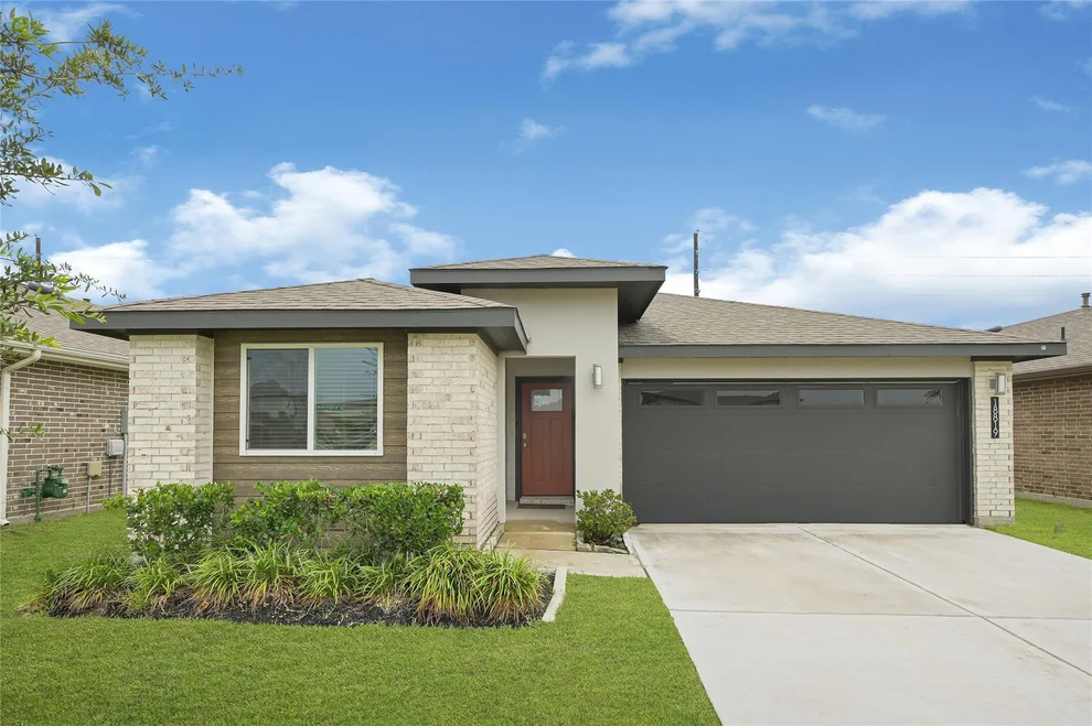 Unit for sale at 18819 Allendale Forest Drive, Richmond, TX 77407