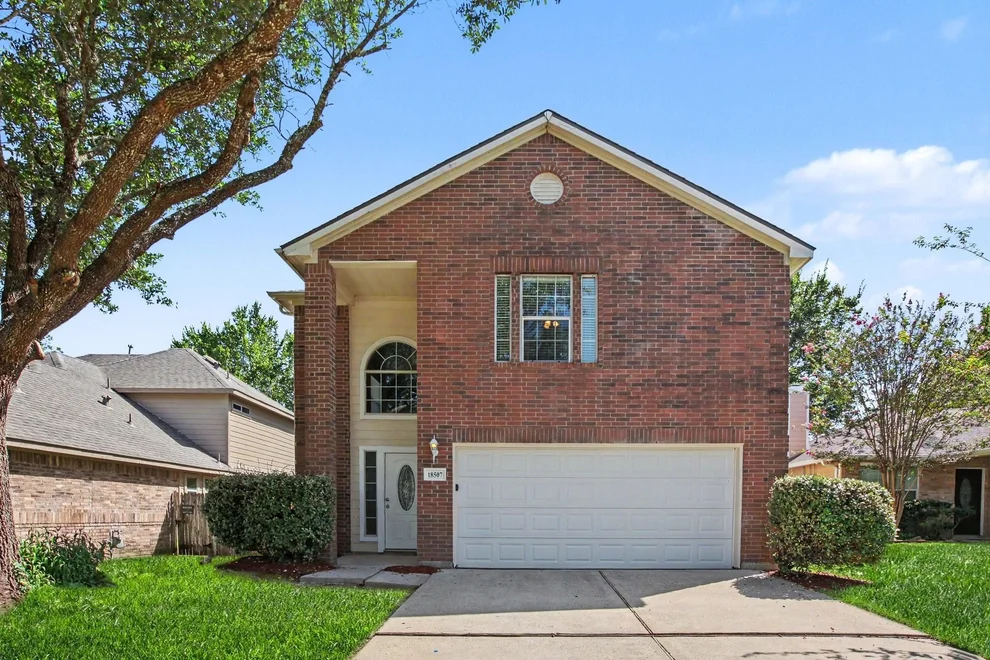 Unit for sale at 18507 Sunrise Pines Drive, Montgomery, TX 77316