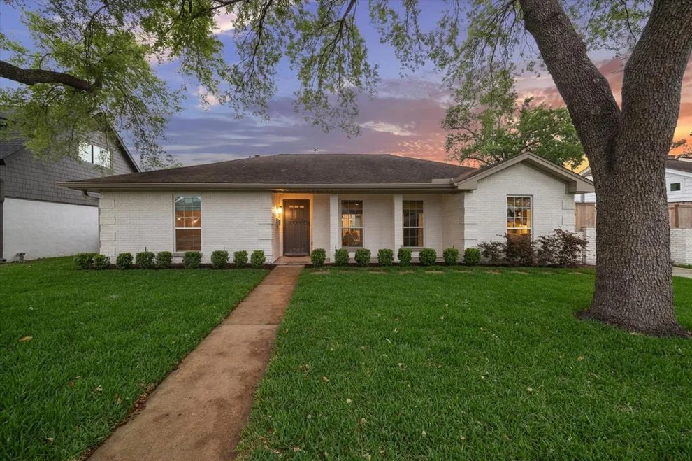 Unit for sale at 4707 Thornton Circle, Houston, TX 77018