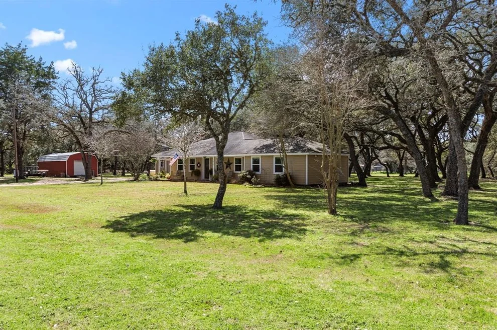 Unit for sale at 1035 Baron Lane, Columbus, TX 78934