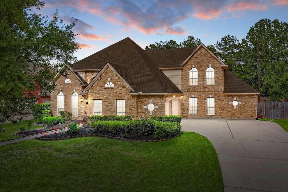 Unit for sale at 14402 Brentshire Lane, Houston, TX 77069