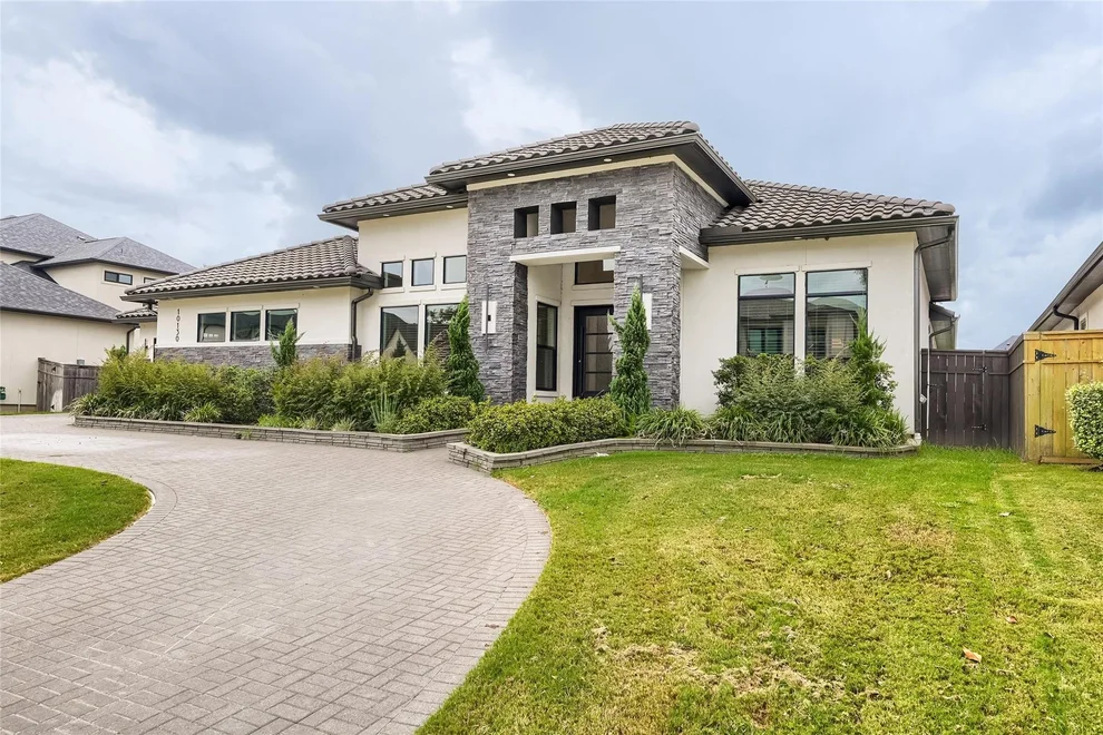 Unit for sale at 10130 Regatta Shore Drive, Sienna Plantation, TX 77459