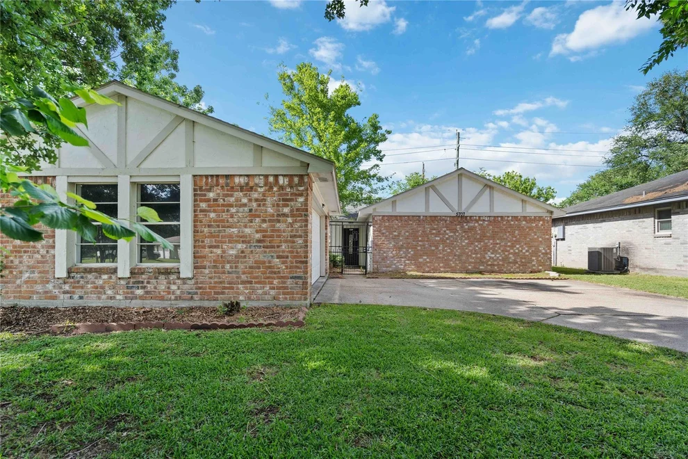Unit for sale at 5707 Sunnygate Drive, Spring, TX 77373