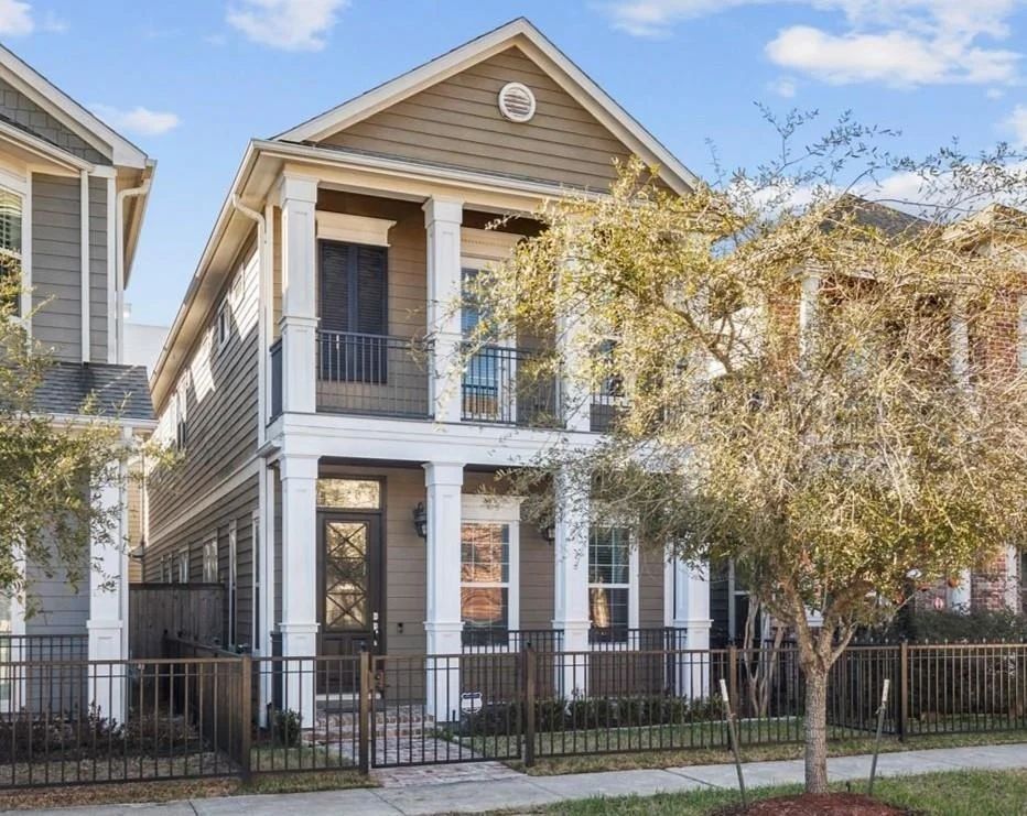 Unit for sale at 428 W 26th Street, Houston, TX 77008