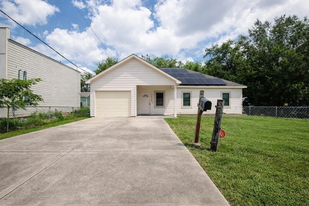 Unit for sale at 3509 Wilmington Street, Houston, TX 77051