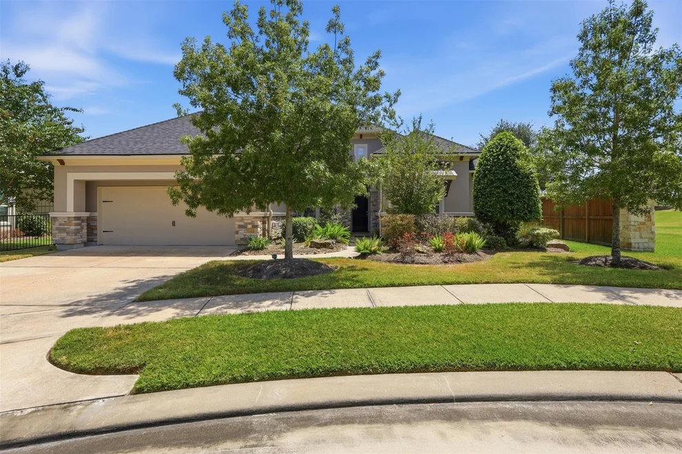 Unit for sale at 9806 Reflection Point Drive, Cypress, TX 77433