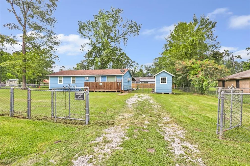 Unit for sale at 715 Big Deer Drive, Crosby, TX 77532