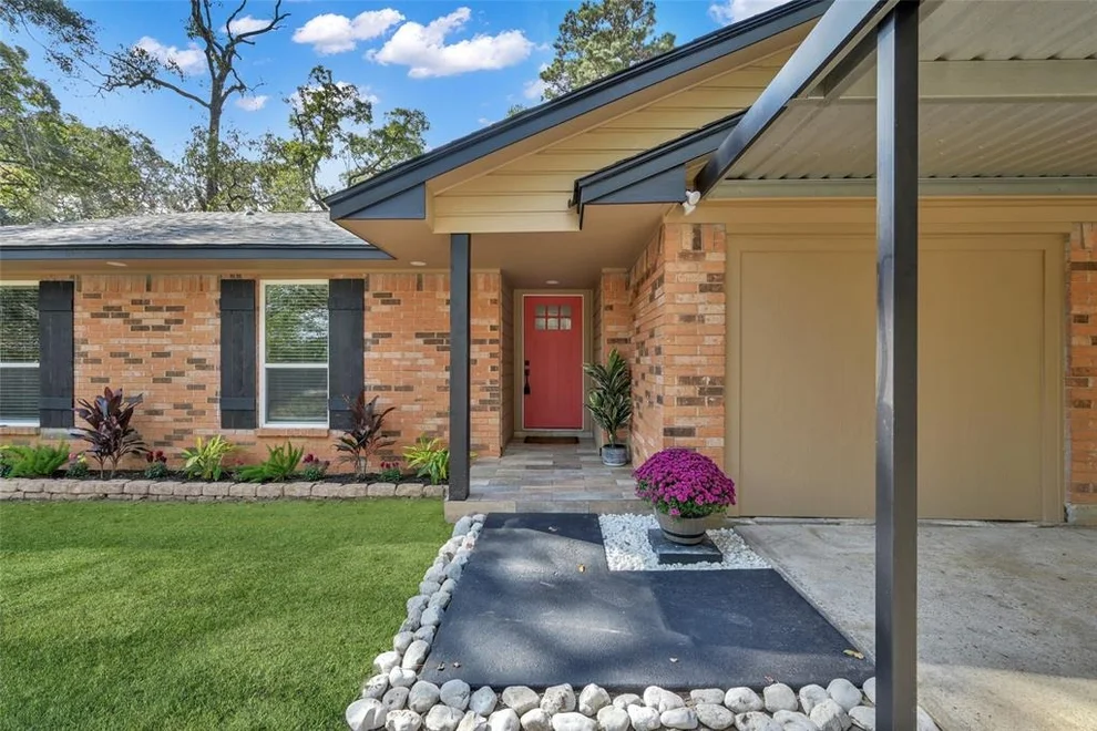 Unit for sale at 116 Halo Drive, Conroe, TX 77301