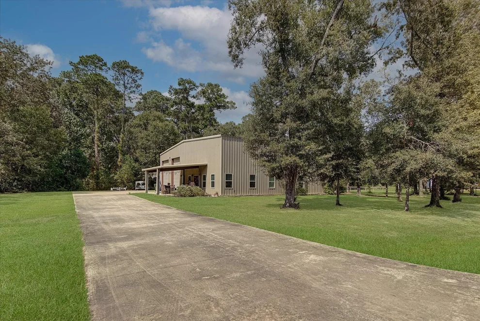 Unit for sale at 13015 Timberridge Drive, Dayton, TX 77535