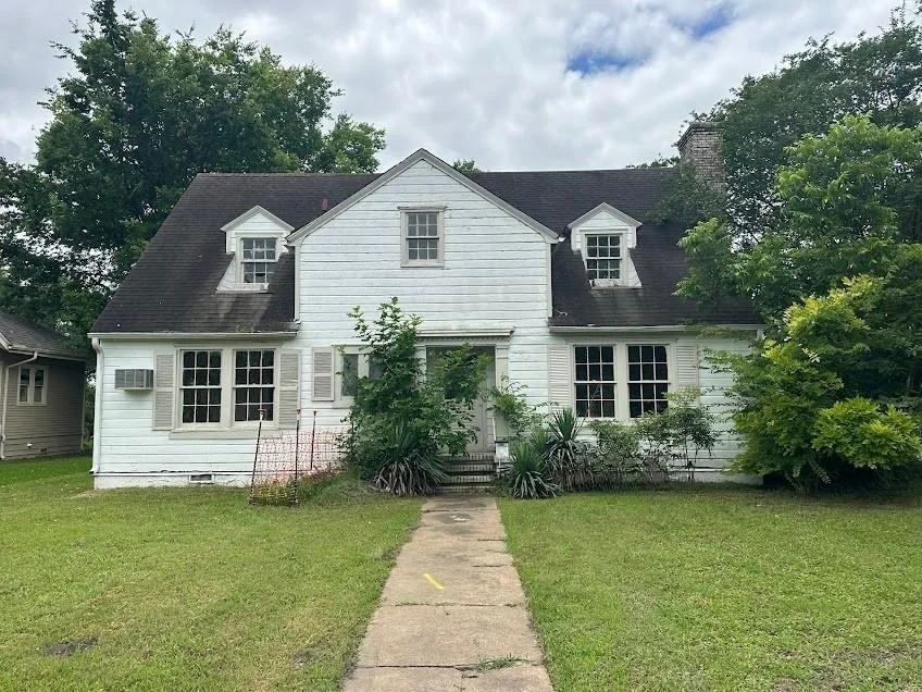 Unit for sale at 1410 W Main Street, Clarksville, TX 75426