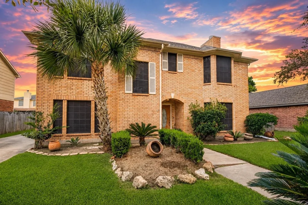 Unit for sale at 14810 El Tesoro Drive, Houston, TX 77083