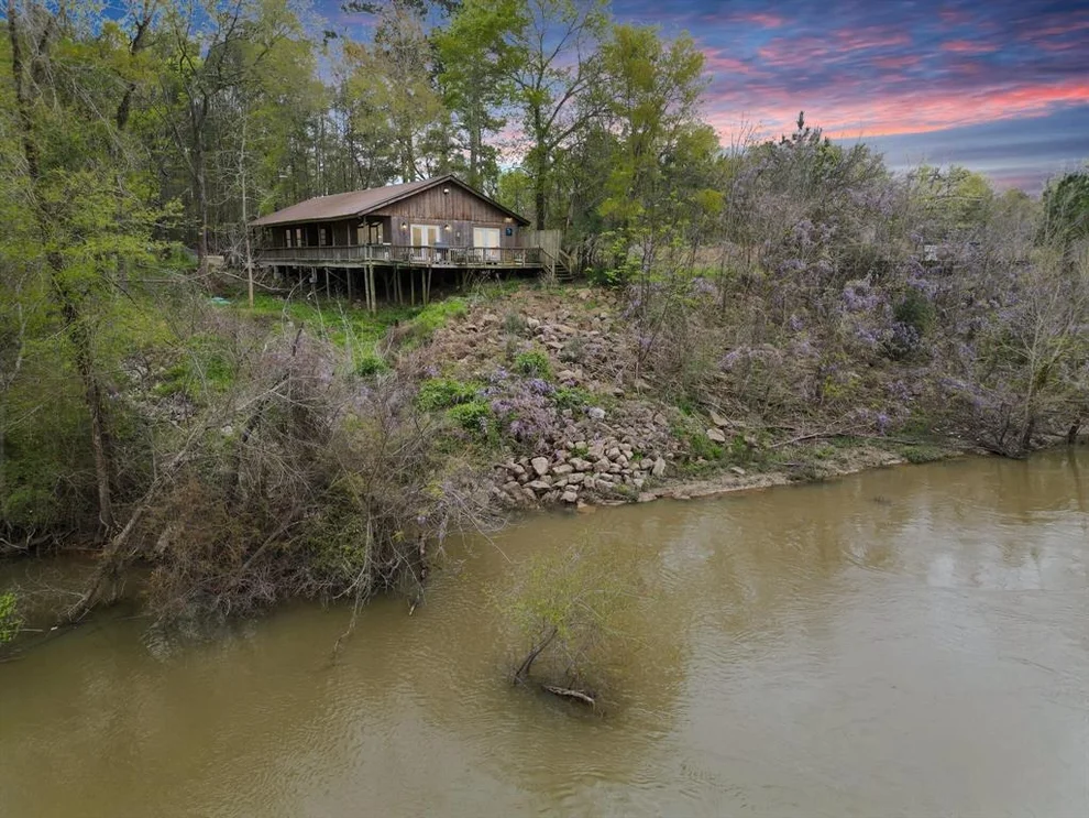 Unit for sale at 3803 Fm 1131, Vidor, TX 77662