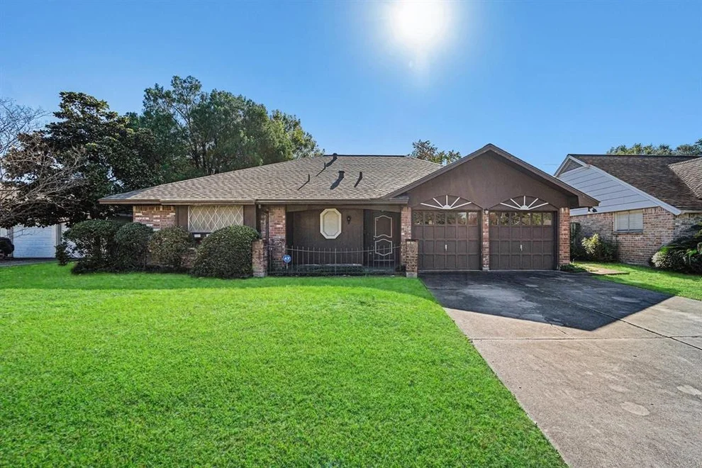 Unit for sale at 9615 Richmond Avenue, Houston, TX 77063