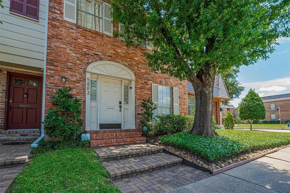 Unit for sale at 5893 Valley Forge Drive, Houston, TX 77057