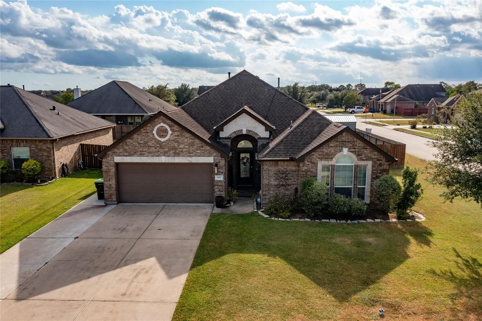 Unit for sale at 802 Sterling Court, Bay City, TX 77414