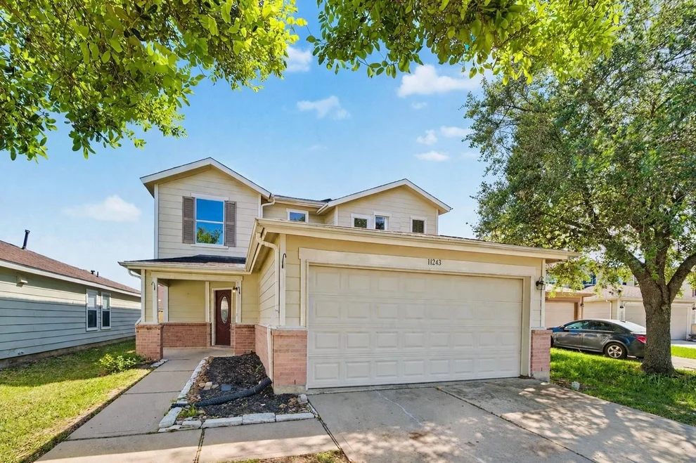 Unit for sale at 11243 Wild Goose Drive, Tomball, TX 77375