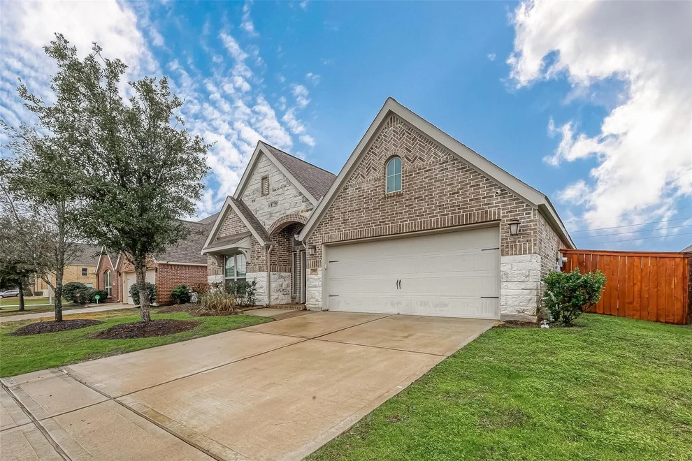 Unit for sale at 19907 Appleton Hills Trail, Cypress, TX 77433