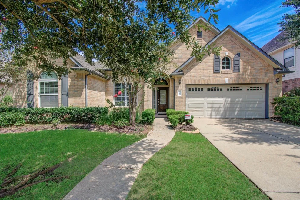 Unit for sale at 6719 Glenkirk Place, Sugar Land, TX 77479