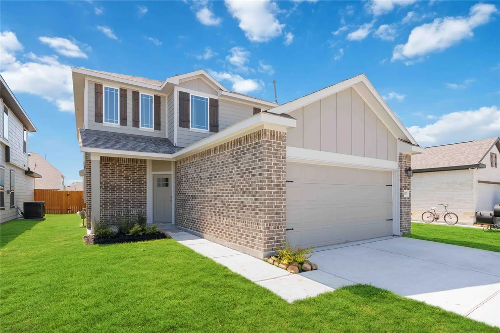Unit for sale at 1052 Lilly Lane, Bellville, TX 77418