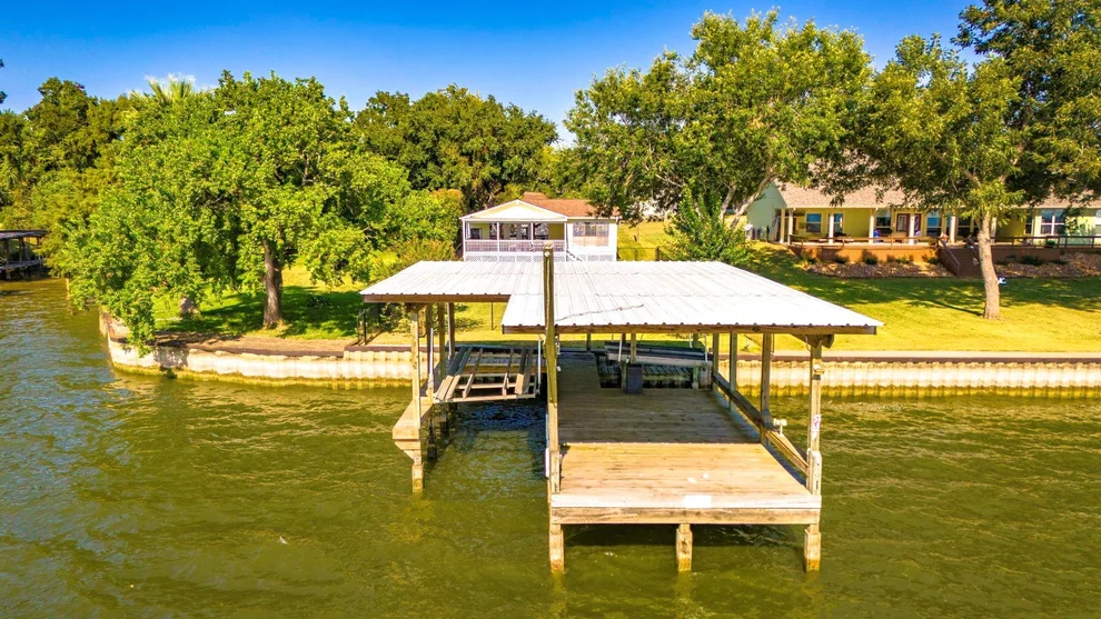 Unit for sale at 104 Bayside Street, Livingston, TX 77351