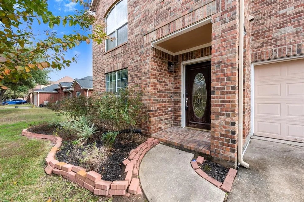 Unit for sale at 11303 S Country Club Green Drive, Tomball, TX 77375