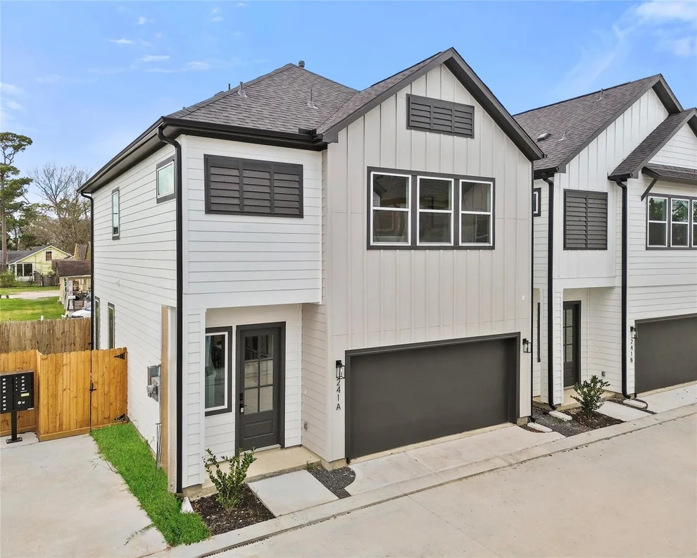 Unit for sale at 243 Rebecca Street, Houston, TX 77022