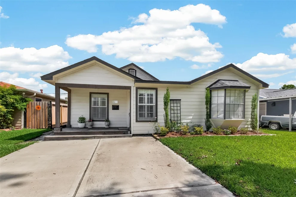 Unit for sale at 7615 Azalea Street, Houston, TX 77023