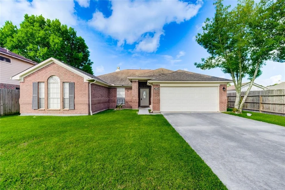 Unit for sale at 1602 Village Court Drive, Rosenberg, TX 77471