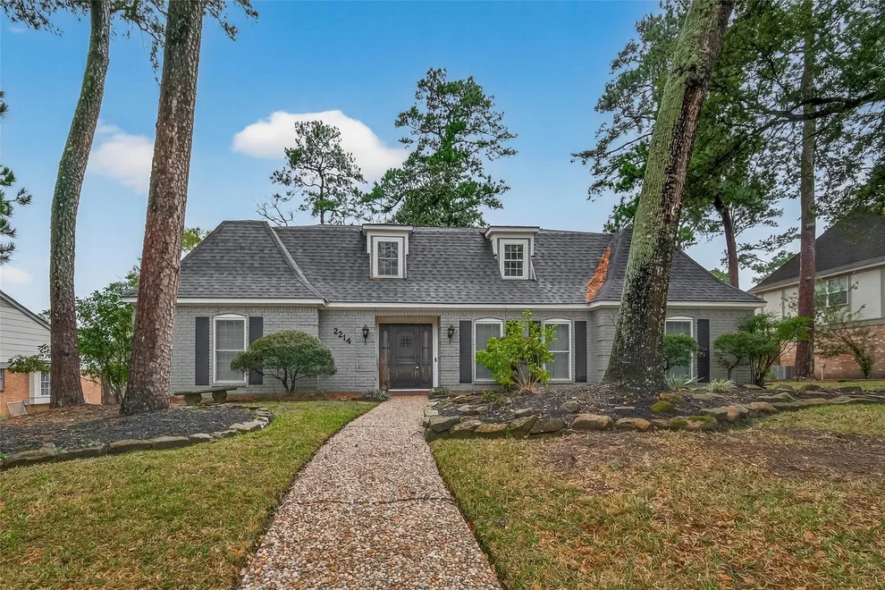 Unit for sale at 2214 Cedar Falls Drive, Houston, TX 77339